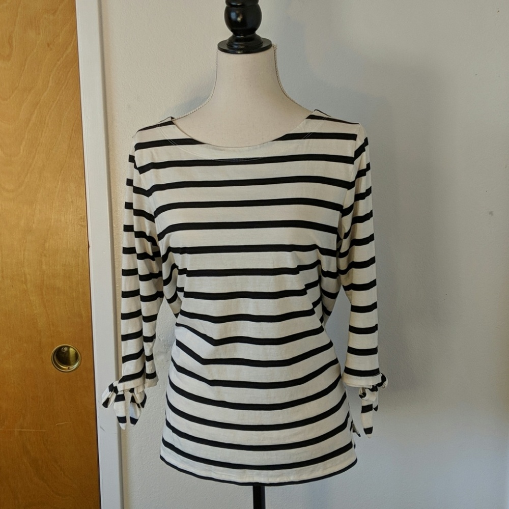 ⭐2 for $15⭐ Old Navy Boatneck Shirt Sz M